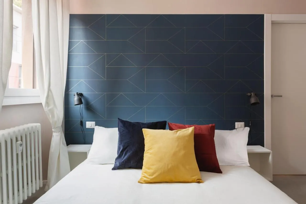 Bilocale Aleardi Apartment Milan 0*,